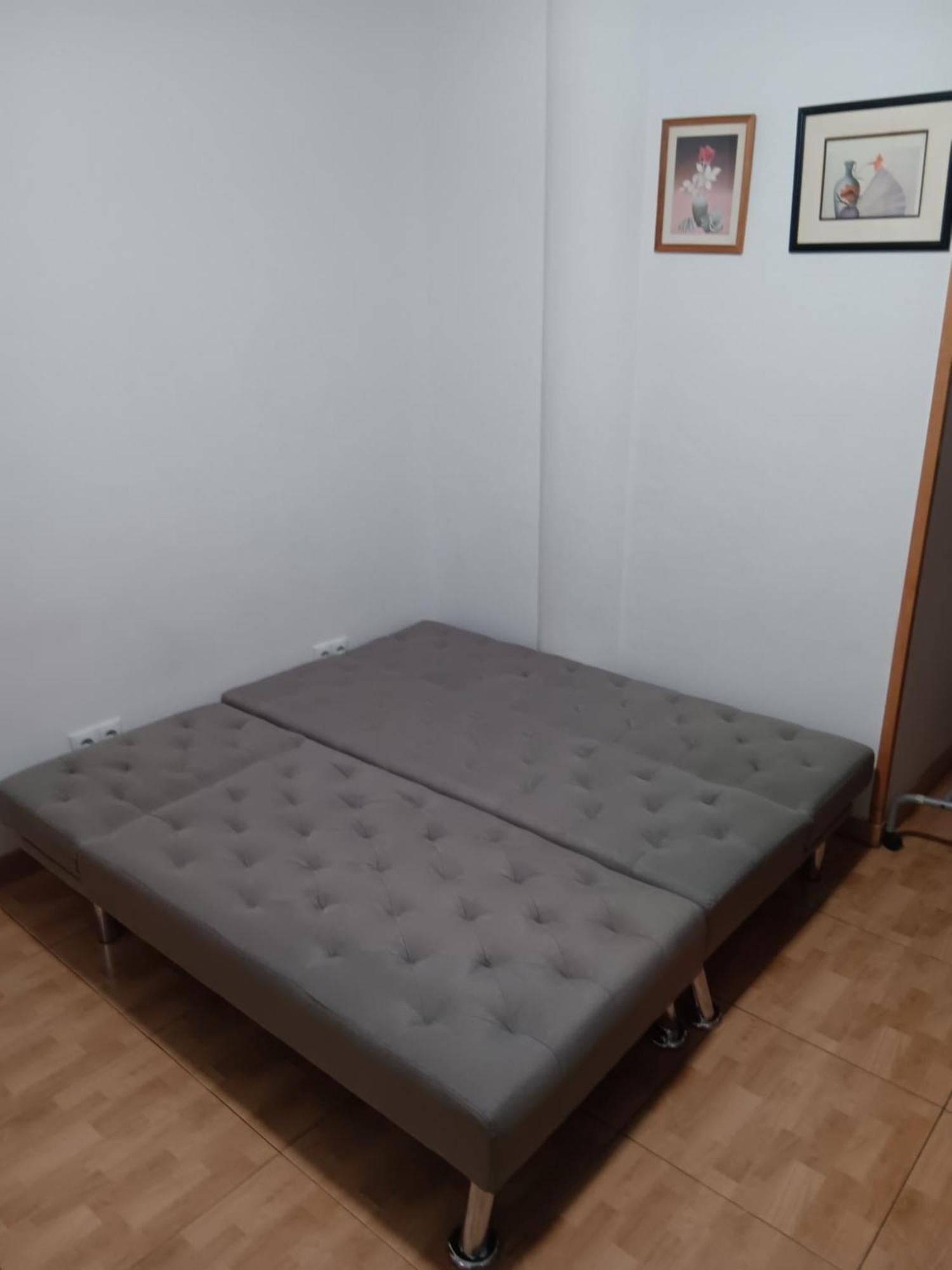 דירות הוספיטלט דה יוברגאט Casa Ferrer Barcelona מראה חיצוני תמונה